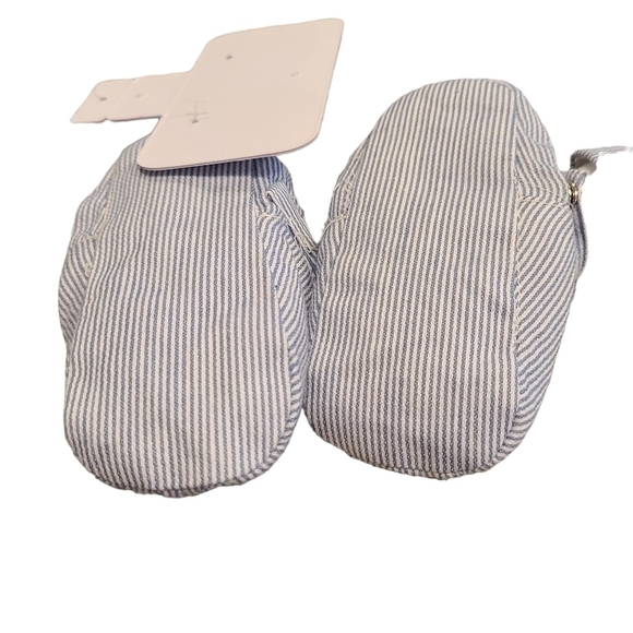 Tommy Bahama Infant Set with Lobster Print and Nautical Stripes, Size 3-6 Months - Picture 10 of 12